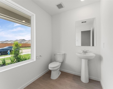 6406 Breakaway Grove Drive - Photo Thumbnail 15