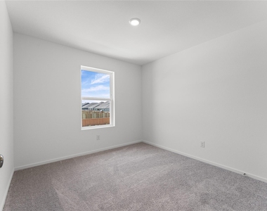 6406 Breakaway Grove Drive - Photo Thumbnail 12
