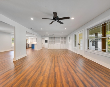 215 Perryman Road - Photo Thumbnail 7