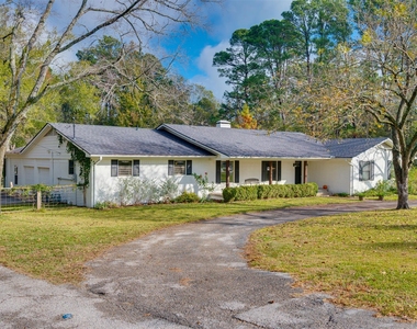 215 Perryman Road - Photo Thumbnail 5