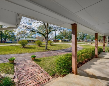215 Perryman Road - Photo Thumbnail 3