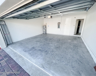 3722 Coachman Lane Se - Photo Thumbnail 8