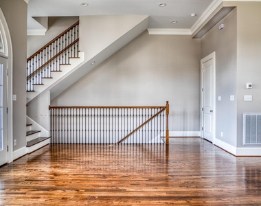 5711 Winsome Lane - Photo Thumbnail 5