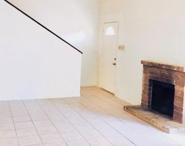 5329 Lost Forest Dr Drive - Photo Thumbnail 6