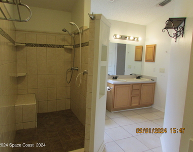 1065 Sedgewood Circle - Photo Thumbnail 35