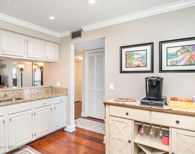 2150 Atlantic Street - Photo Thumbnail 3