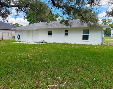 1215 Gatewood Avenue - Photo Thumbnail 19
