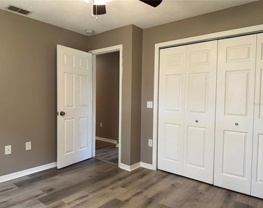 1215 Gatewood Avenue - Photo Thumbnail 15