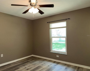 1215 Gatewood Avenue - Photo Thumbnail 14