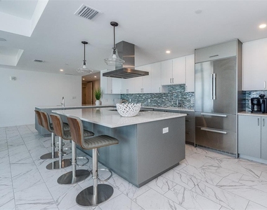 15 Avalon Street - Photo Thumbnail 9