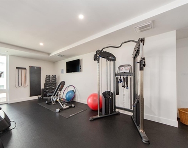 15 Avalon Street - Photo Thumbnail 32