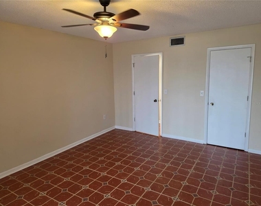 10351 Regal Drive - Photo Thumbnail 5
