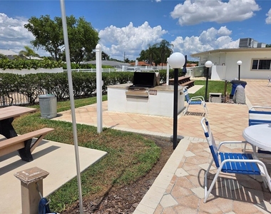 10351 Regal Drive - Photo Thumbnail 7