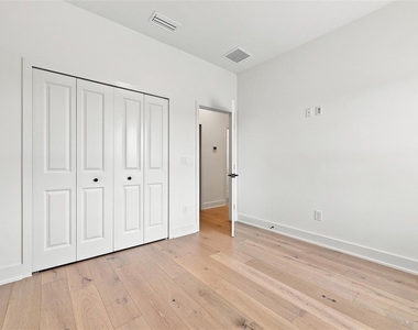 4324 W Gray Street - Photo Thumbnail 20