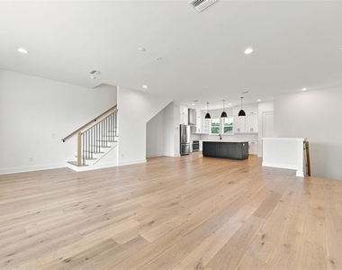 4324 W Gray Street - Photo Thumbnail 5