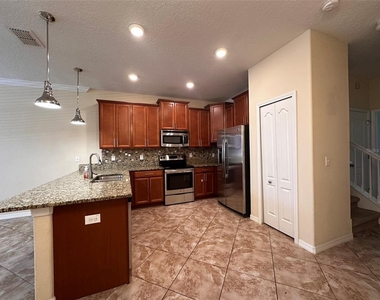 4350 Fennwood Court - Photo Thumbnail 5