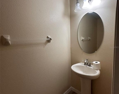 4350 Fennwood Court - Photo Thumbnail 10
