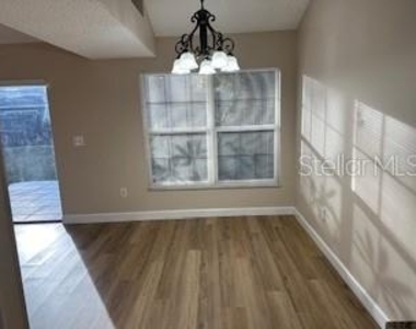 2023 Green Juniper Lane - Photo Thumbnail 2
