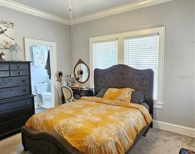 1001 E Gilchrist Street - Photo Thumbnail 27