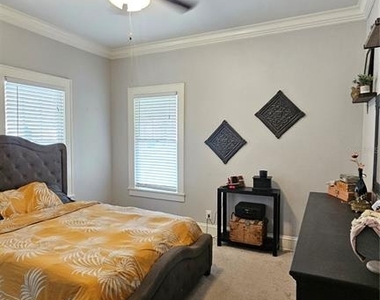 1001 E Gilchrist Street - Photo Thumbnail 25