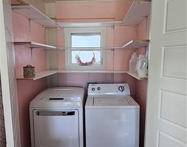 1001 E Gilchrist Street - Photo Thumbnail 14