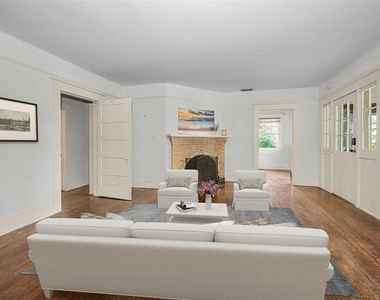 228 President Street - Photo Thumbnail 6
