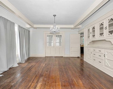 228 President Street - Photo Thumbnail 13