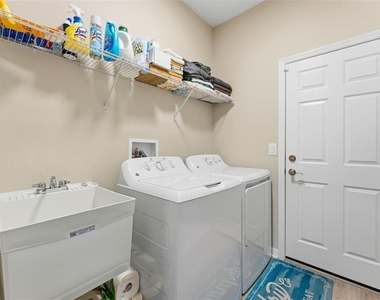 12451 Nouveau Avenue - Photo Thumbnail 17