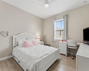 12451 Nouveau Avenue - Photo Thumbnail 9