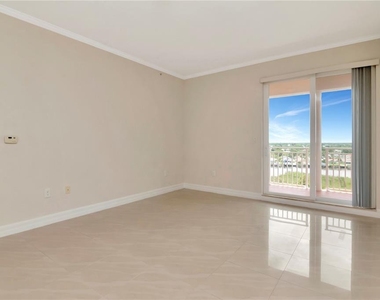 4516 Seagull Drive - Photo Thumbnail 10