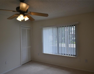 329 Moorings Cove Drive - Photo Thumbnail 21