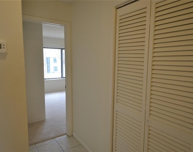 329 Moorings Cove Drive - Photo Thumbnail 13