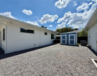 2846 30th Avenue N - Photo Thumbnail 18