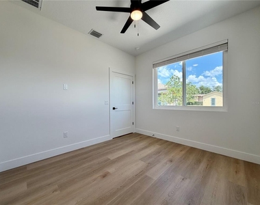 2846 30th Avenue N - Photo Thumbnail 14