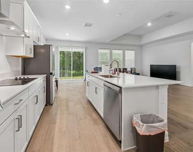 18542 Serene Lake Loop - Photo Thumbnail 31