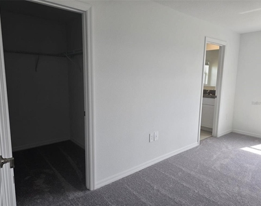 11236 E 65th Terrace E - Photo Thumbnail 18