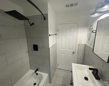 1465 15th Street S - Photo Thumbnail 8