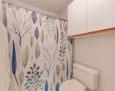6040 27th Street W - Photo Thumbnail 17