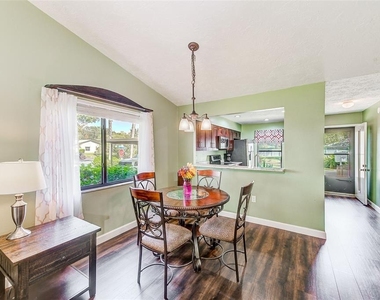6040 27th Street W - Photo Thumbnail 5