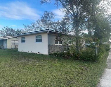 3995 40th Street N - Photo Thumbnail 12