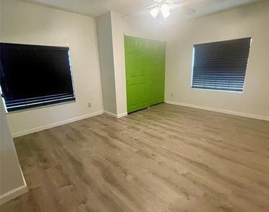 3995 40th Street N - Photo Thumbnail 10