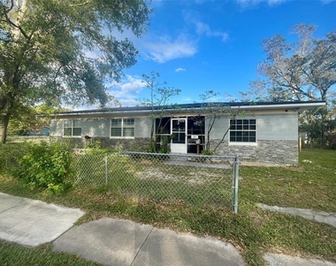 3995 40th Street N - Photo Thumbnail 1