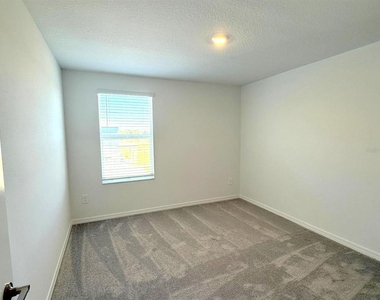 2081 Hallier Cove - Photo Thumbnail 16