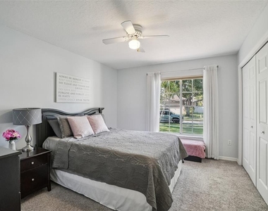 3132 Shoreline Drive - Photo Thumbnail 17