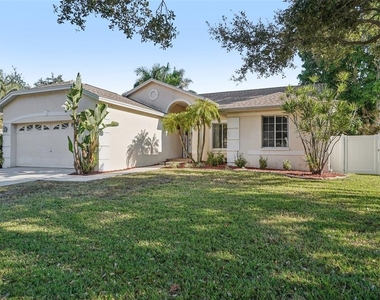 3132 Shoreline Drive - Photo Thumbnail 1