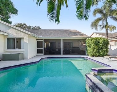 3132 Shoreline Drive - Photo Thumbnail 25
