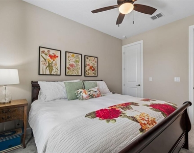 4647 Garofalo Road - Photo Thumbnail 23