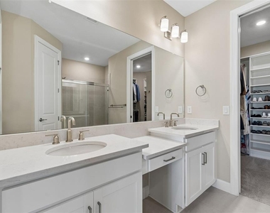 4647 Garofalo Road - Photo Thumbnail 13