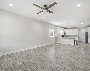 2904 Banza Street - Photo Thumbnail 3