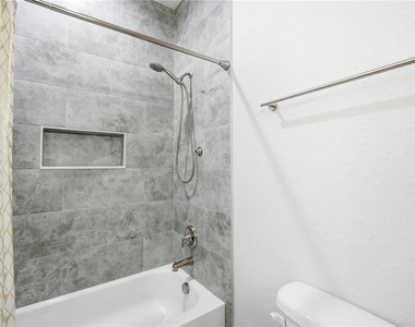 2904 Banza Street - Photo Thumbnail 14